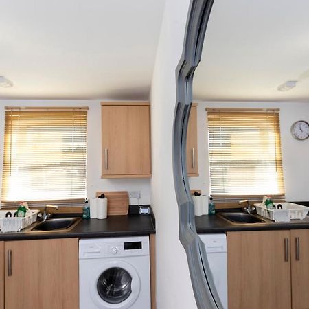 Mulberry Wynd Tsac Villa สต็อกทอน-ออน-ทีส์ ภายนอก รูปภาพ