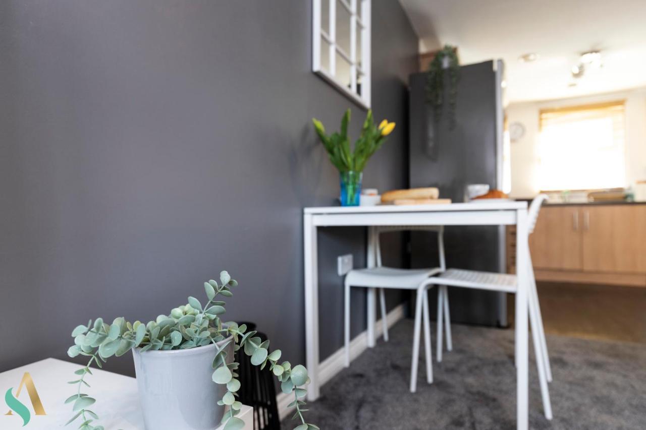 Mulberry Wynd Tsac Villa สต็อกทอน-ออน-ทีส์ ภายนอก รูปภาพ